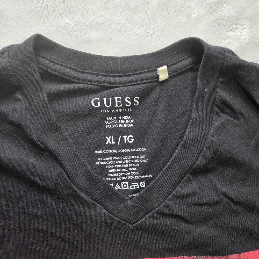 GUESS Men's Black Los Angeles 81 Graphic V-Neck T-Shirt XL - Picture 5 of 7